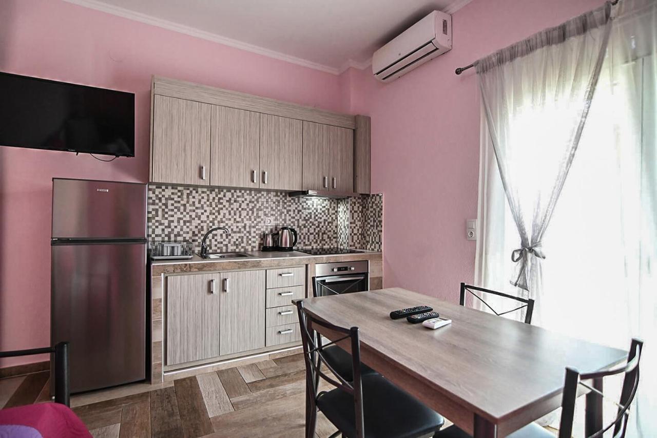 Vrasná Christodoulos Eleftheria House מראה חיצוני תמונה